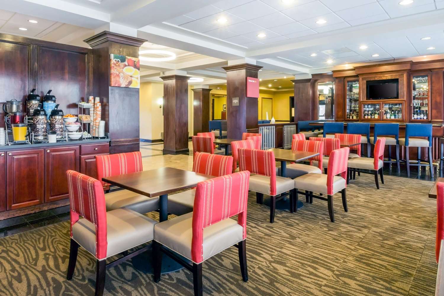 Comfort Suites At Woodbridge 30/41