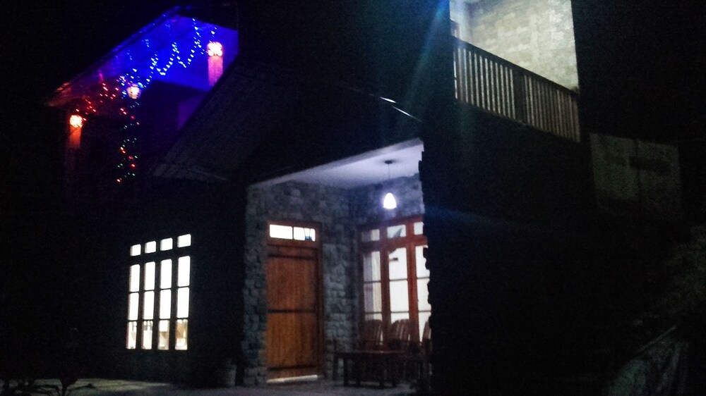 Paraiso Guest House 45/47