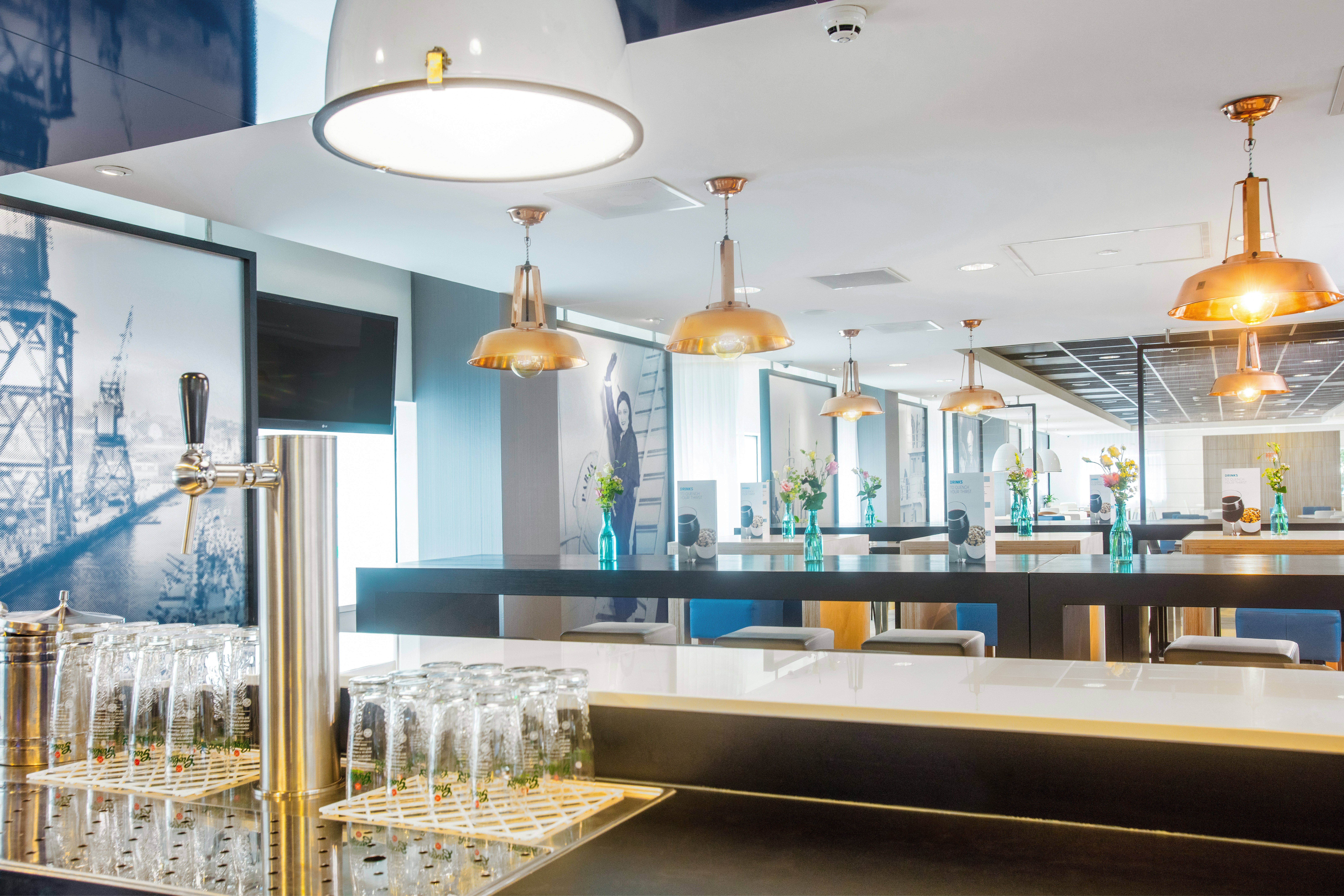 HOLIDAY INN EXPRESS ROTTERDAM - CENTRAL STATION 49/60
