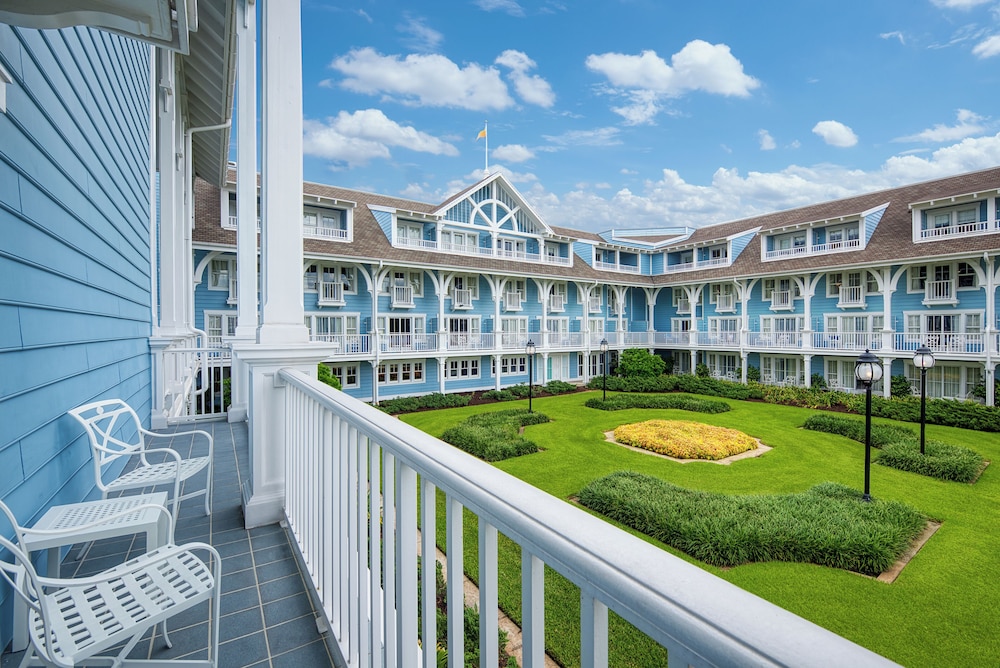 Disneys Beach Club Resort 42/50