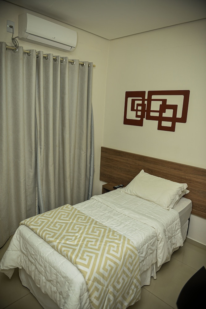 Hotel D Napoles 17/50