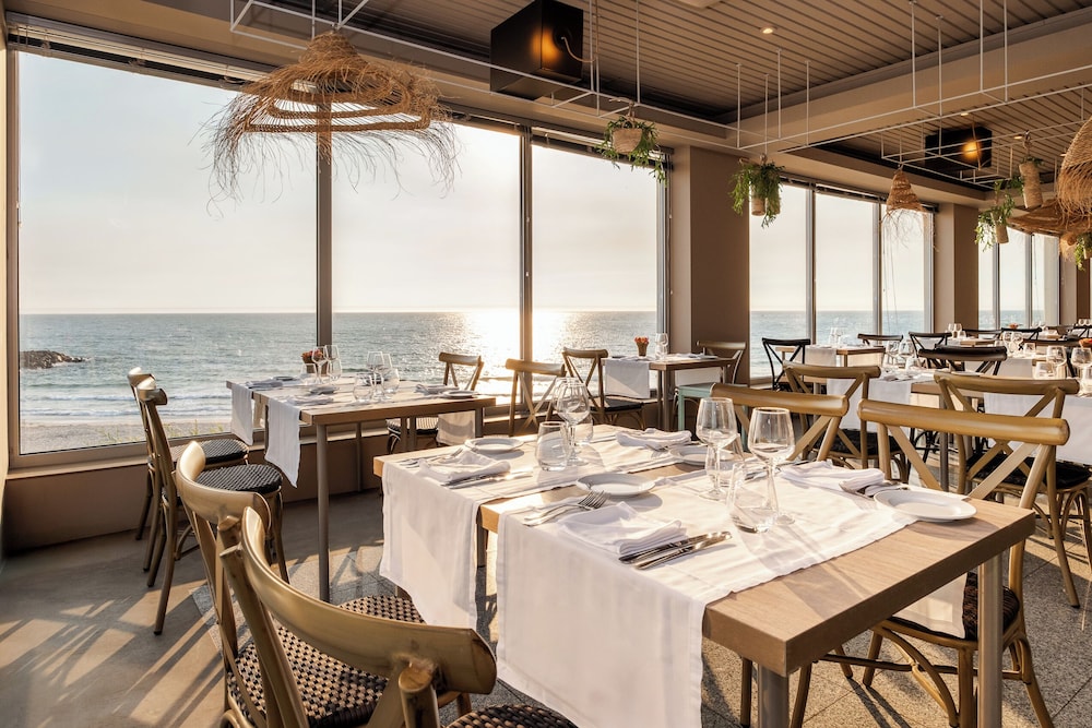 Axis Ofir Beach Resort 32/49