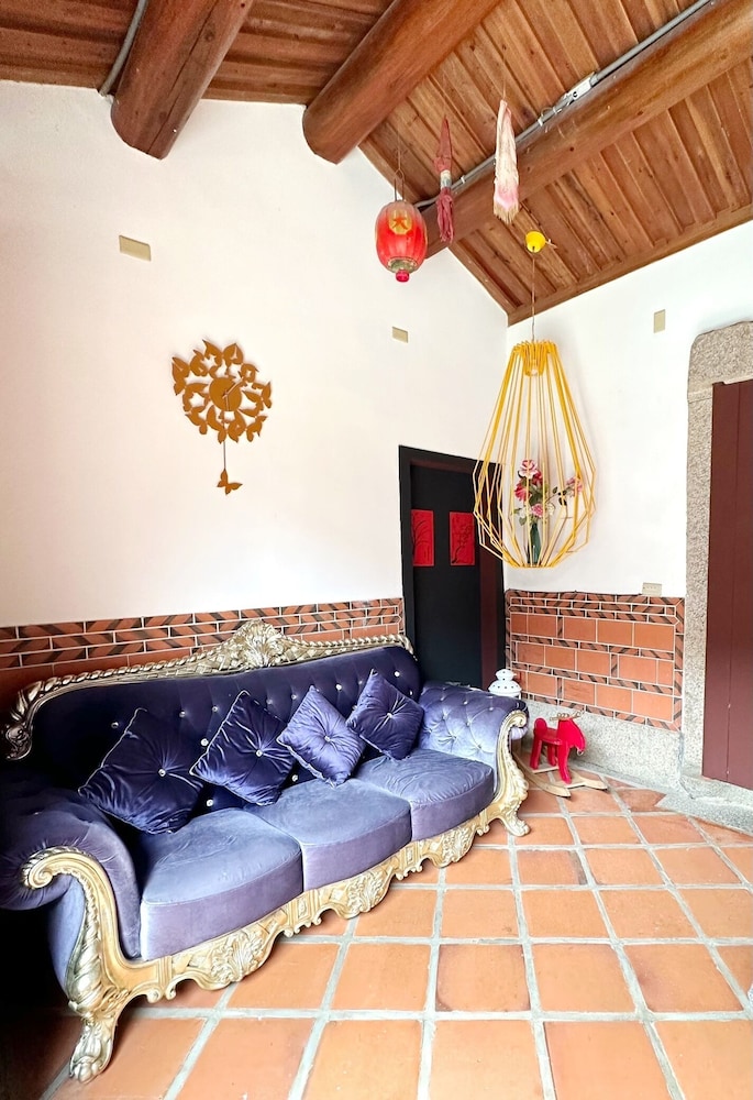 I-Shan B&B 7/42