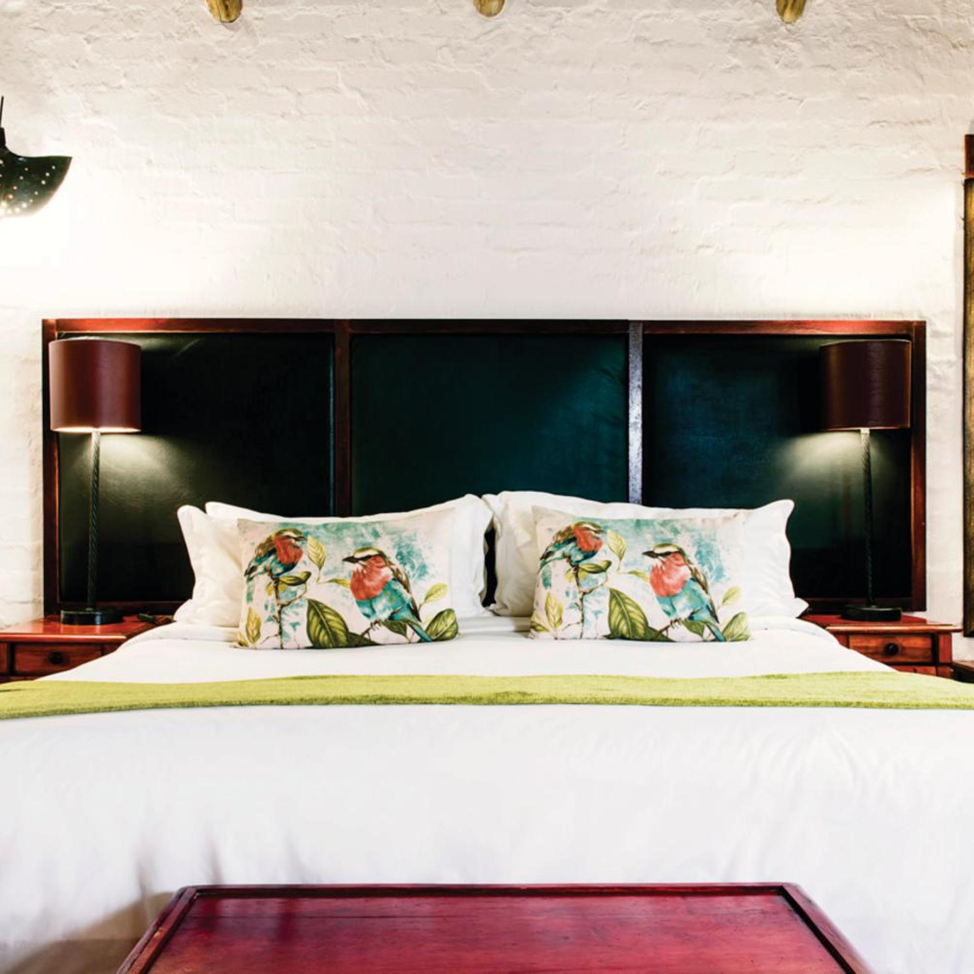Super, Deluxe, Double or Twin Bed