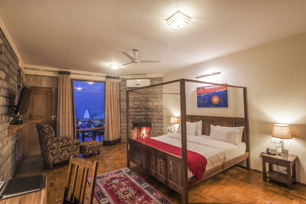 Larisa Resort Manali 22/114