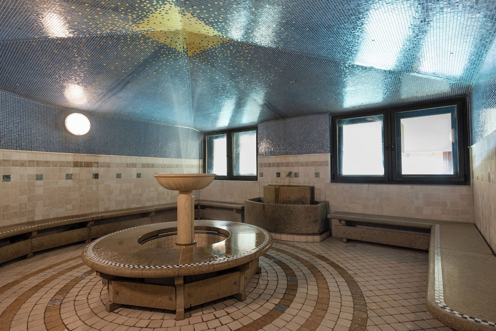 Savoy Beach Hotel & Thermal Spa 32/60