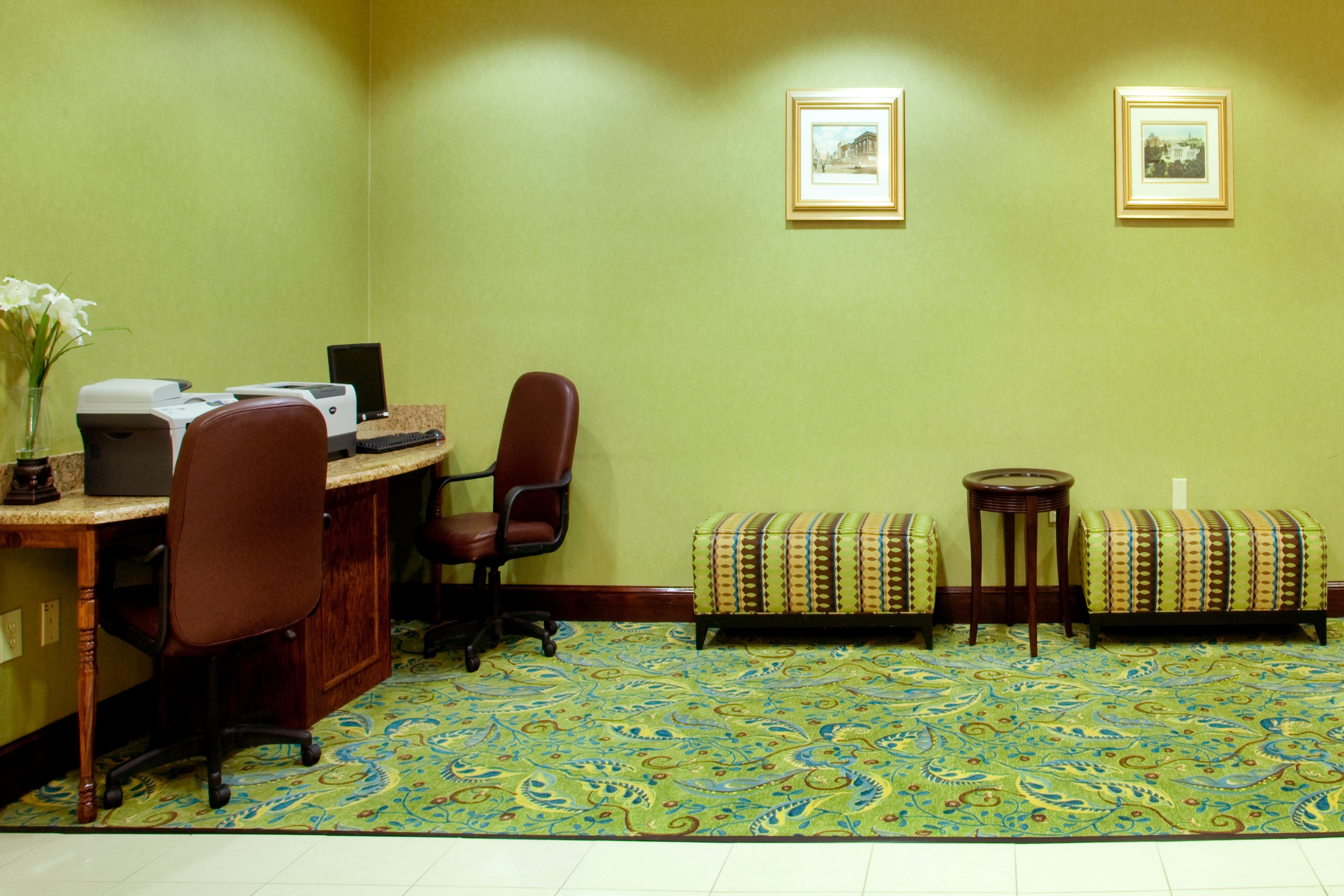 HOLIDAY INN EXPRESS RICHMOND-DOWNTOWN 51/58