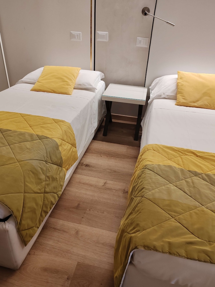 غرفة قياسية بسرير كوين بإطلالة على البحر بشرفة، Hotel Bellevue, Sure Hotel Collection by Best Western 3/4