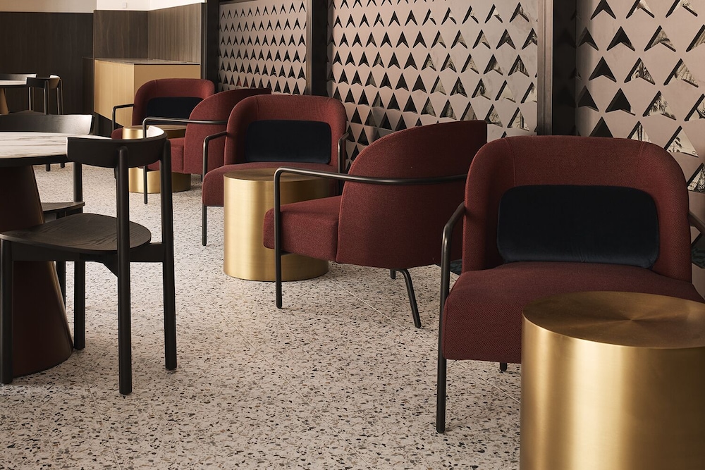 The Capitol Hotel 54/62