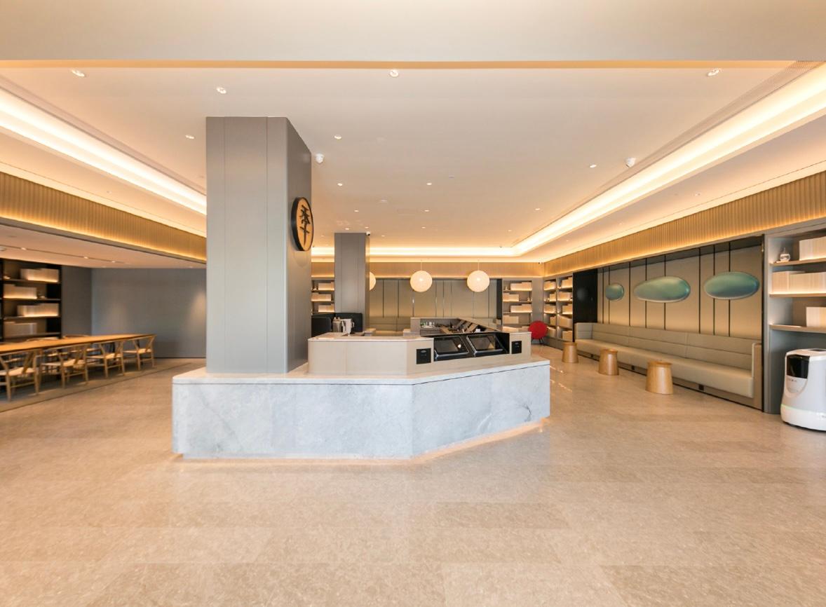 Four Seasons & Rally Hotel 7/47