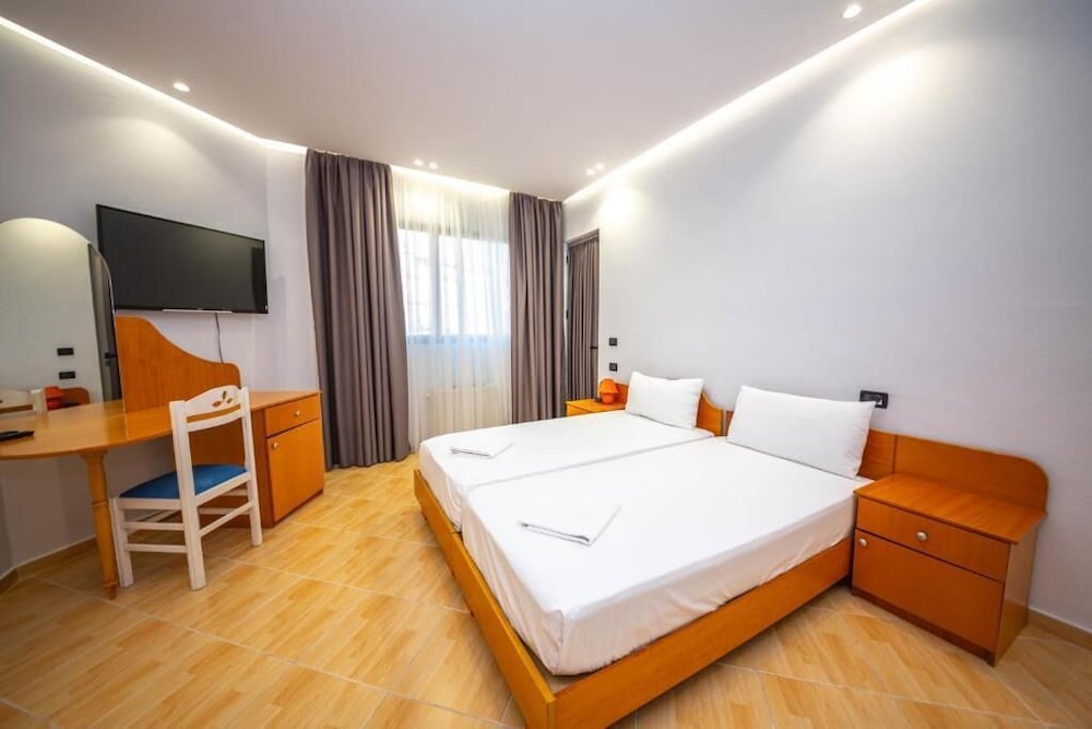 HOTEL SEASIDE SARANDA 22/52
