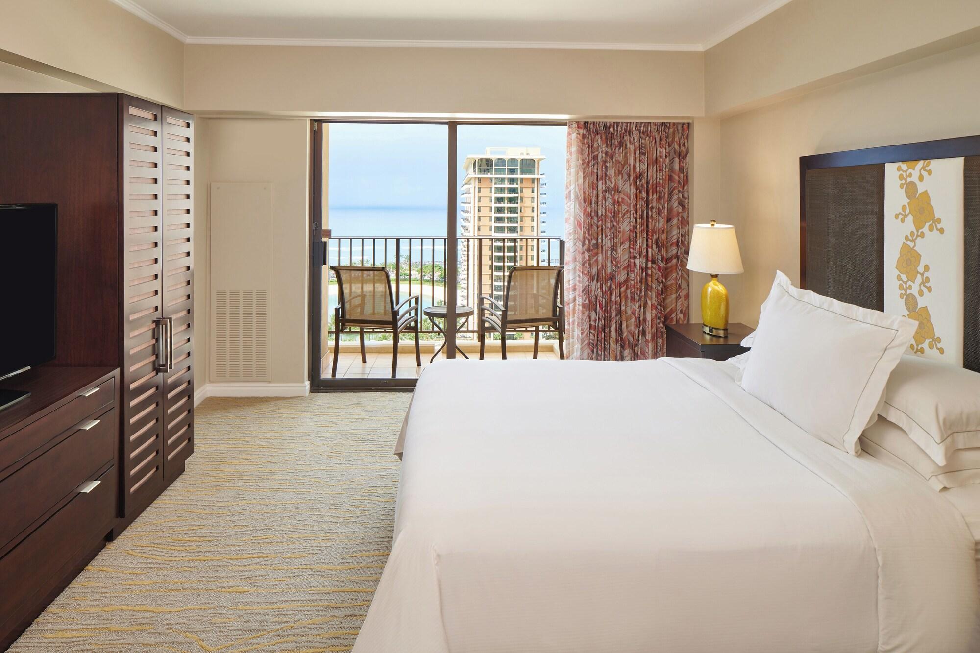 1 Bedroom, Suite, Ocean View, Kalia Tower, Accessible