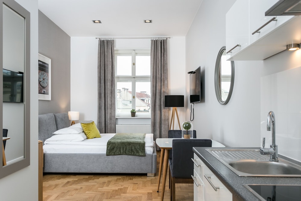 Venetian House Market Square Aparthotel 20/47