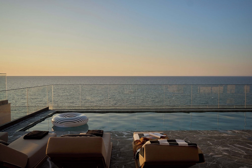 Rocca a Mare Heraklion - Handwritten Collection 43/50