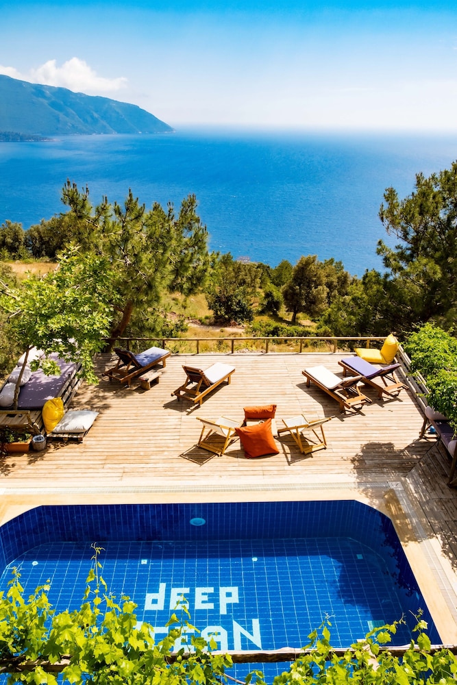 Deep Ocean Camping - Adults Only 31/38
