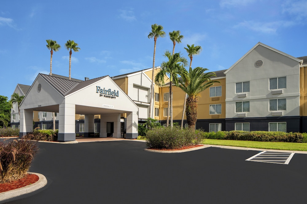 Fairfield Inn Suites By Marriott Ft Myers Cape Coral 42/50