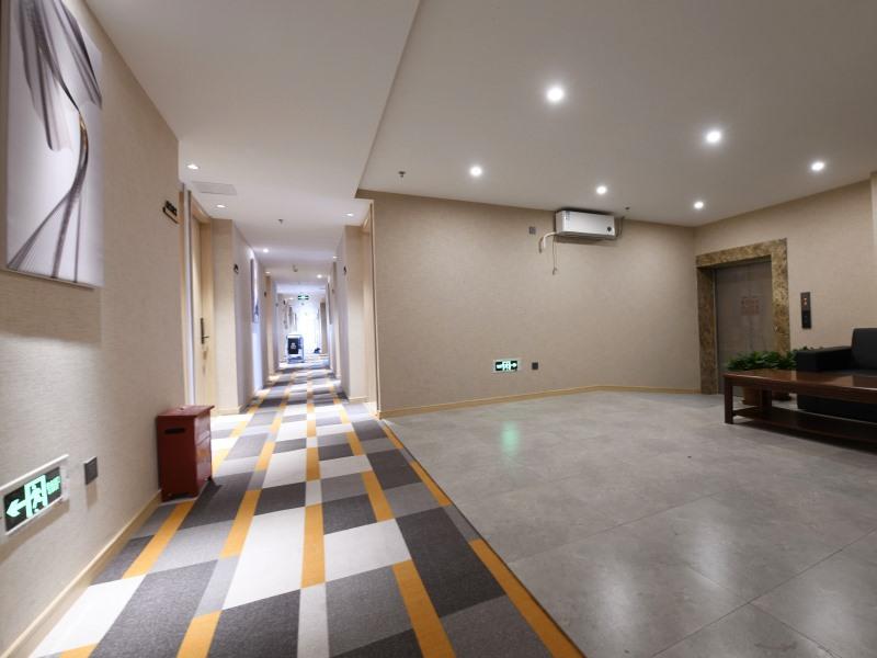 Shell Shanghai Normal University Hongcao Road Metro Station Guiping Road Hotel 21/24