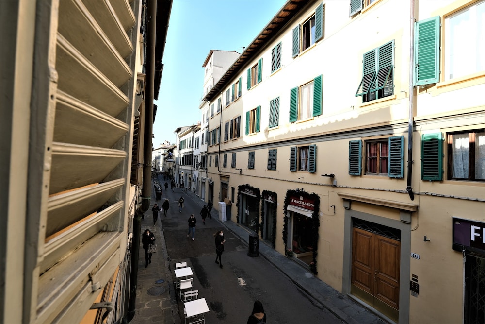 Wine Apartments Florence Grechetto 9/16