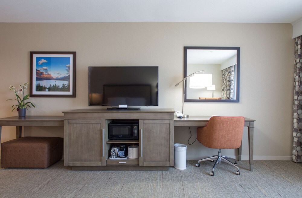 Hampton Inn Suites Whitefish Mt 40/45