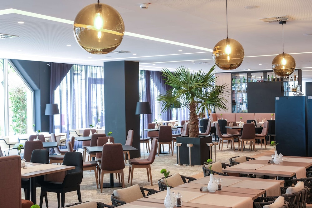 DoubleTree by Hilton Hannover Schweizerhof 48/61