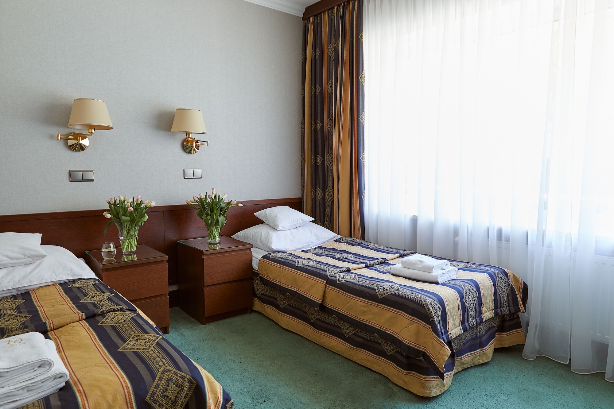 Premium, Twin Beds