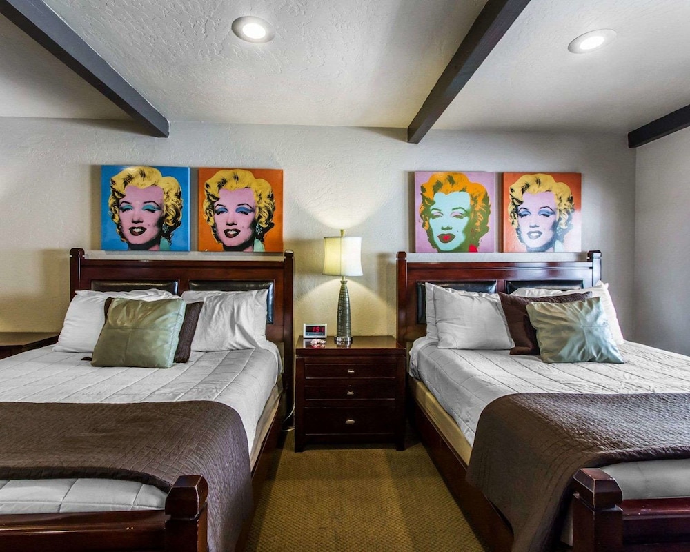 Rodeway Inn and Suites Downtowner Rte 66 15/39