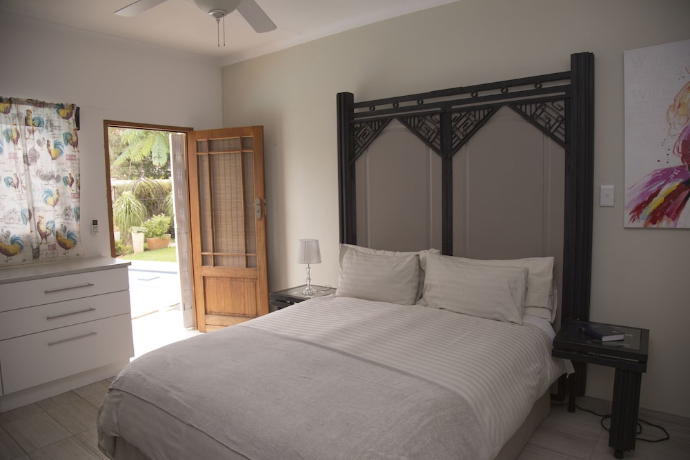 Xaviera Guest House 5/35