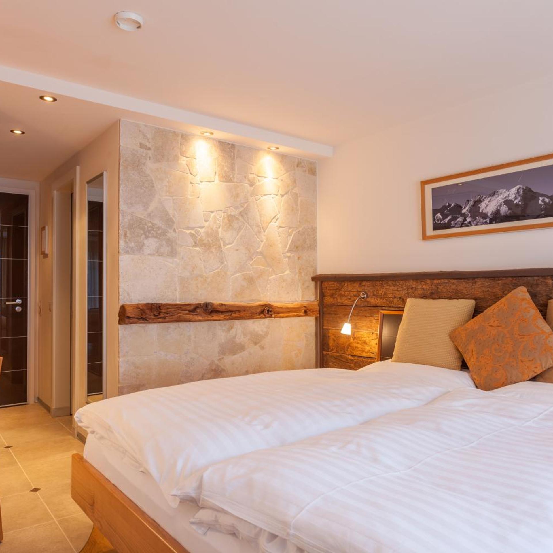 Room, Double Bed, Street Side View