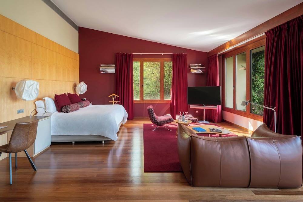 1 Bedroom, Suite