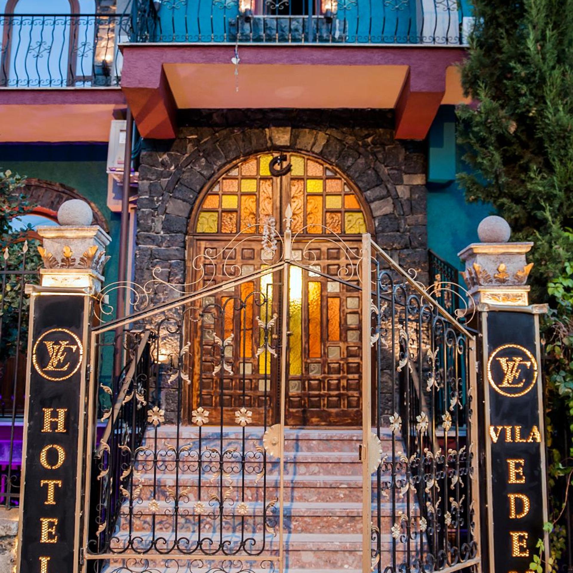 Vila Eden Boutique Hotel in KORCE