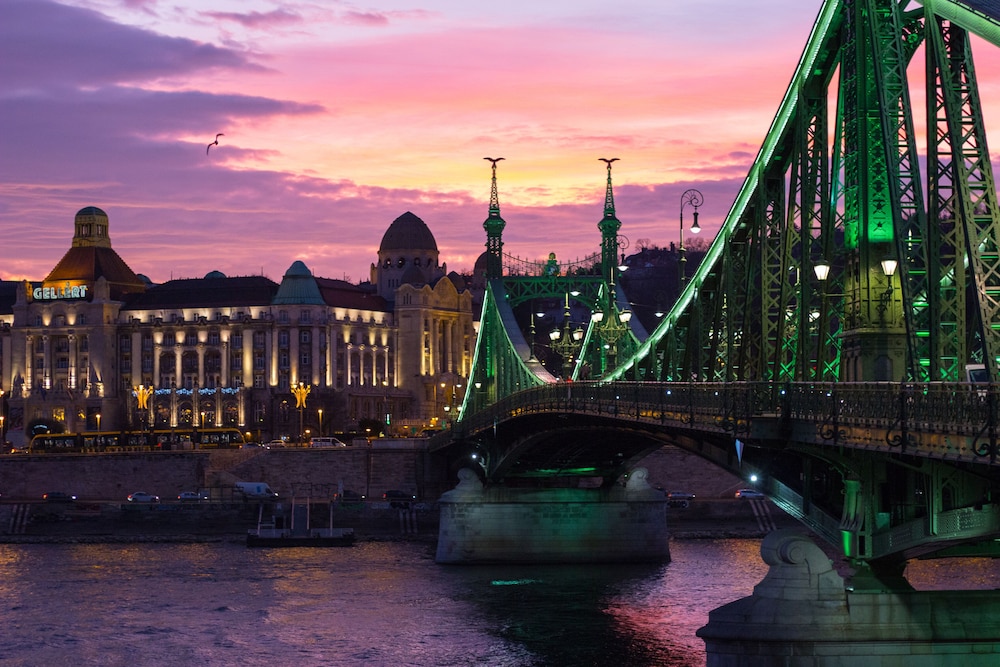 Budapest Museum Central 35/52