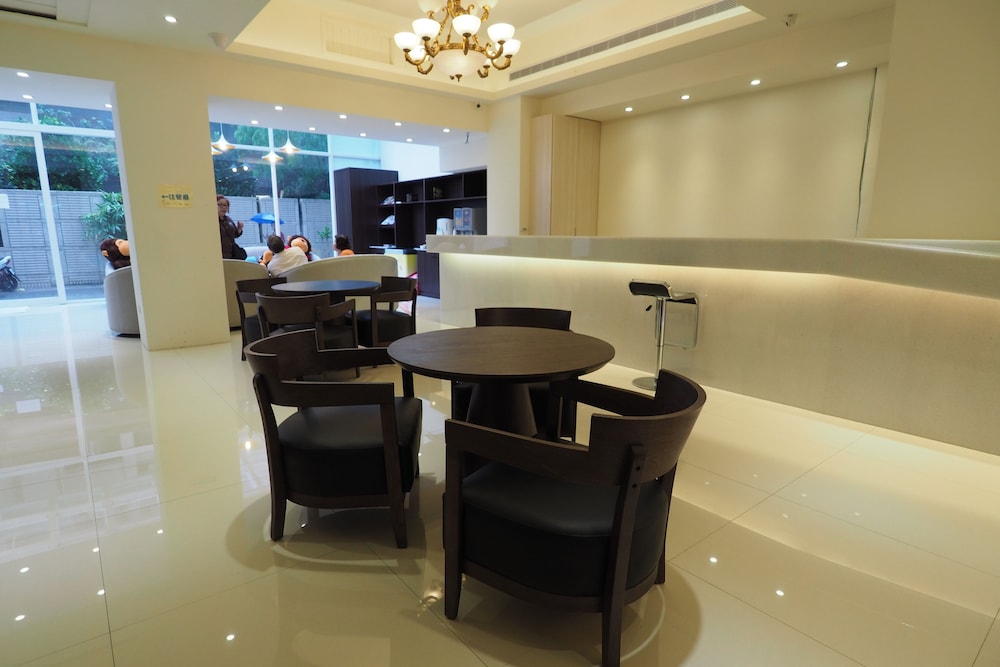 M-Hotel 49/62