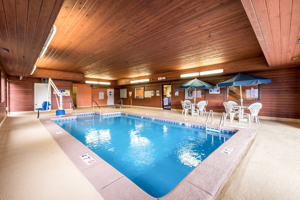 Motel6 Waterloo, IA in WATERLOO - IA