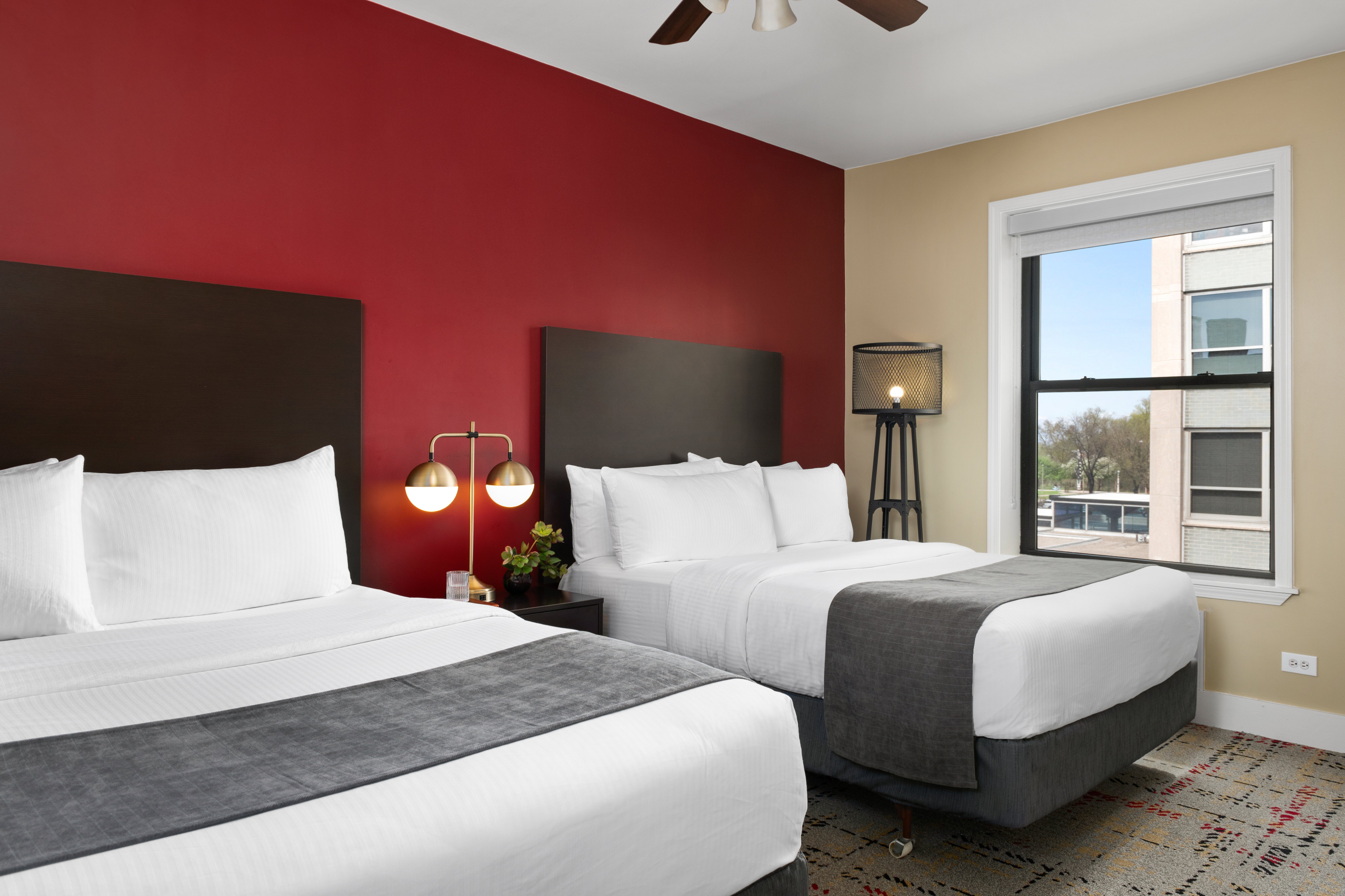 Majestic Hotel 12/37
