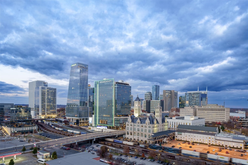 Caption by Hyatt Downtown Nashville The Gulch 46/50