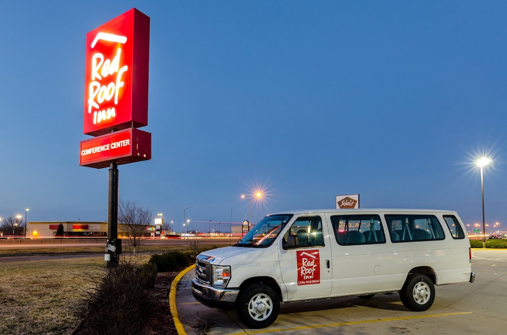 Red Roof Inn Conference Center Wichita Airport 34/36