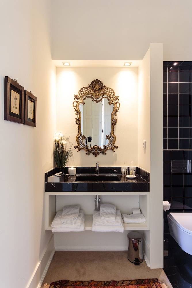 Dear Lisbon Palace Chiado Suites 63/63