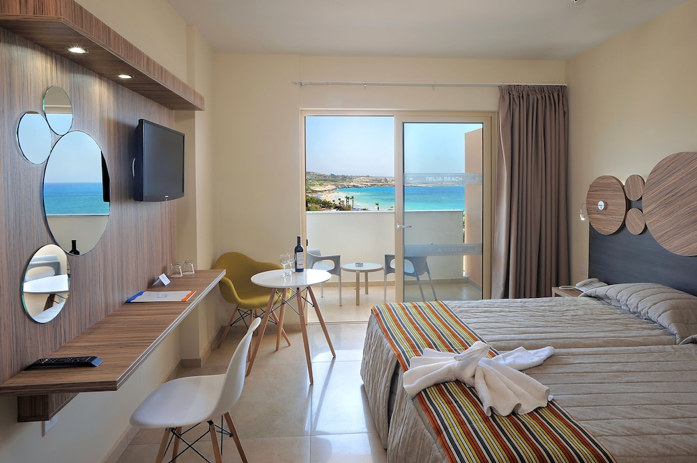 Nelia Beach Hotel & Spa 17/67