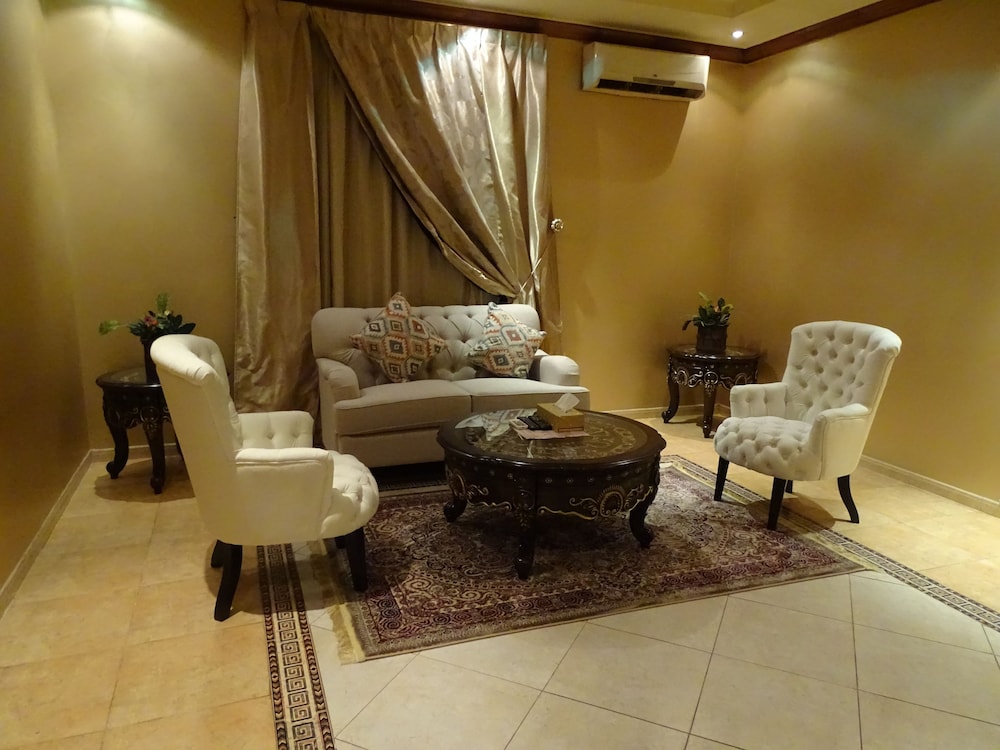 كومفورت إن تعاون(Comfort Inn Taawn) 38/53