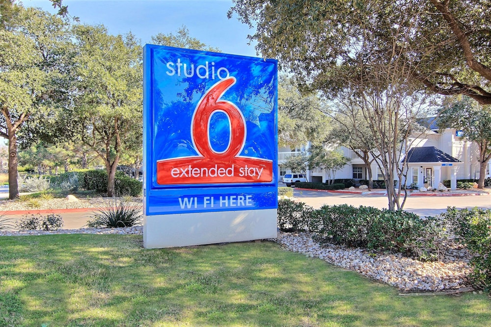 Studio 6 Extended Stay - Austin, TX - Midtown in AUSTIN - TX