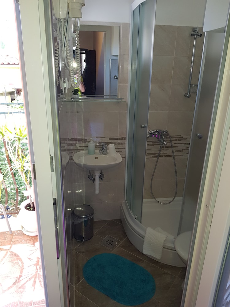 Guest House Avdic 3/41