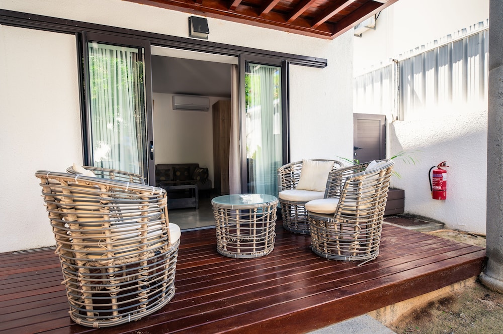Toparadis Guest House 16/36