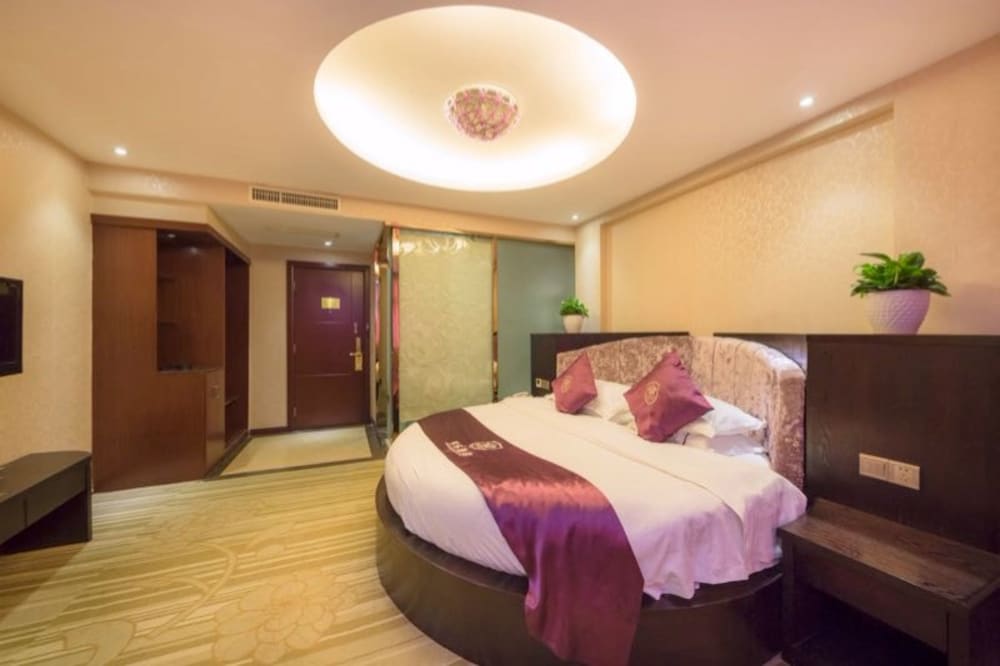 Rong Le Business Hotel 29/33