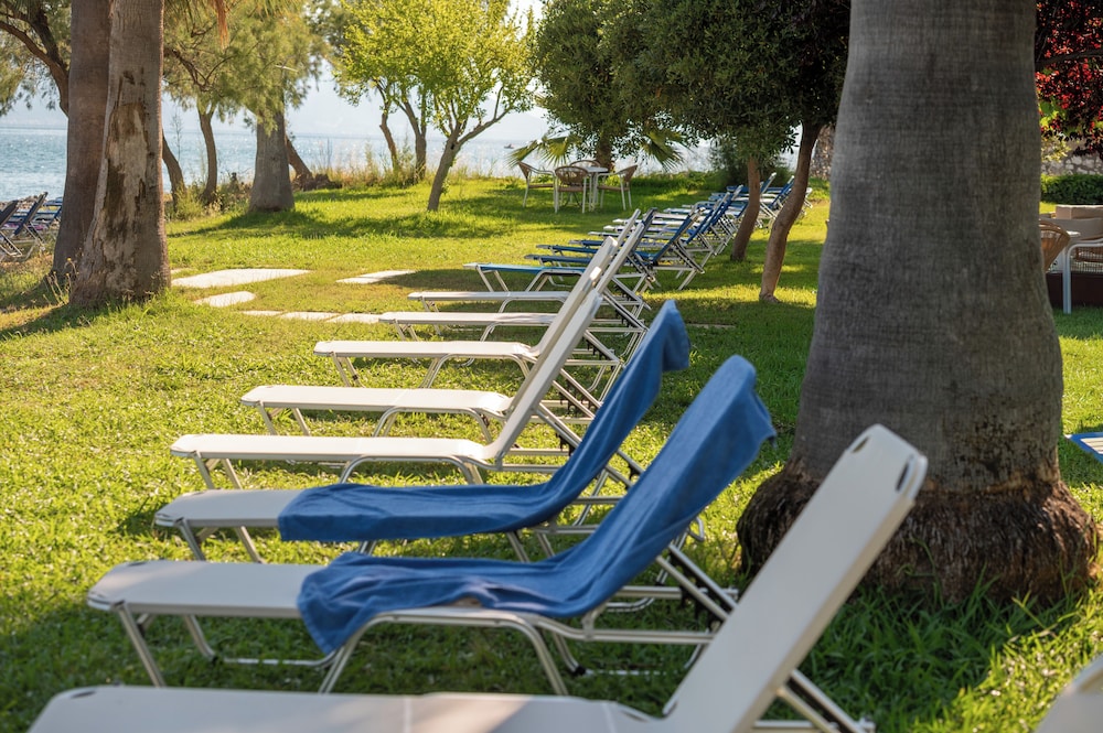 Hotel Sissy Kamena Vourla 23/50