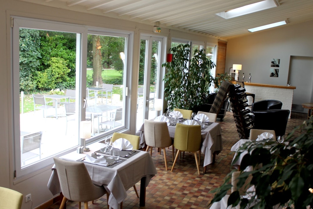 HOTEL LE MANOIR DE GAVRELLE 25/38