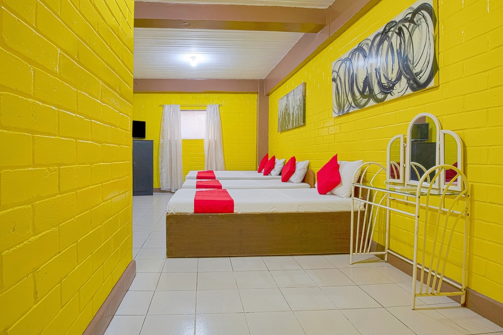 La Maria Pension & Tourist Inn Hotel 19/51