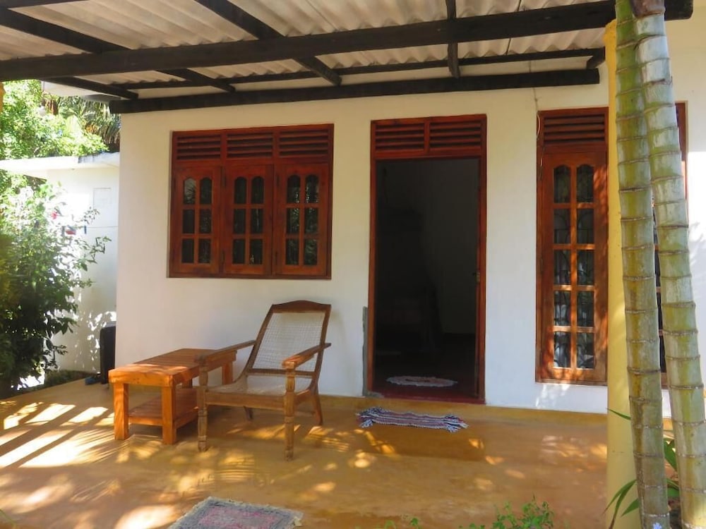 Beach Lagoon Guest House 7/50