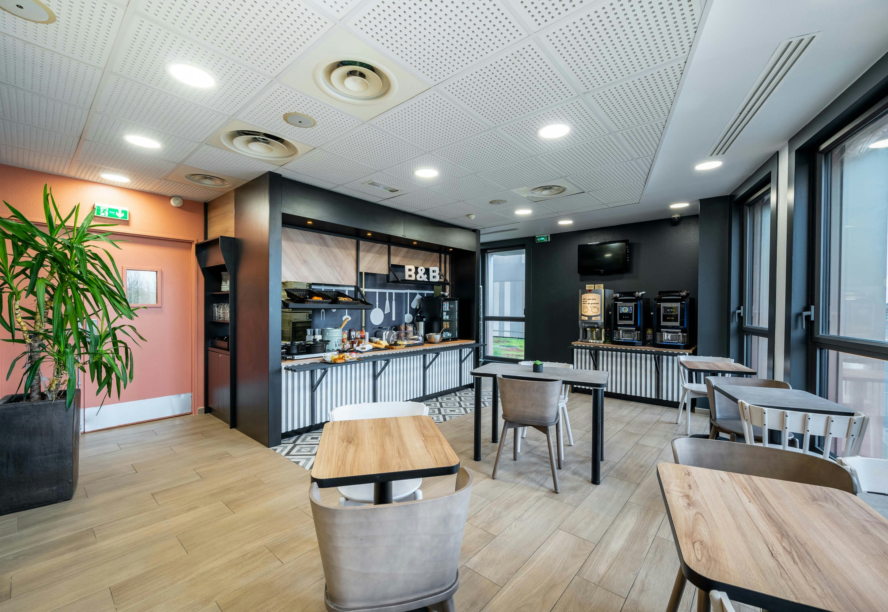B&B HOTEL Lille Villeneuve d Ascq Grand Stade 3 stars 17/20