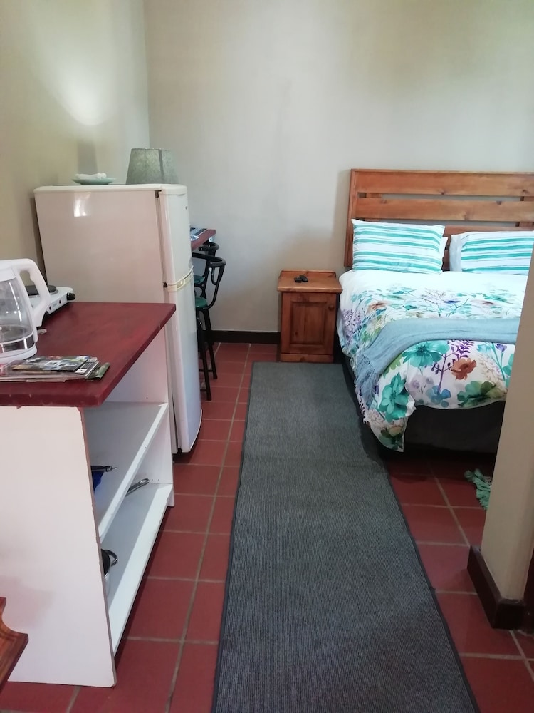 Dublin Guest Lodge 15/50
