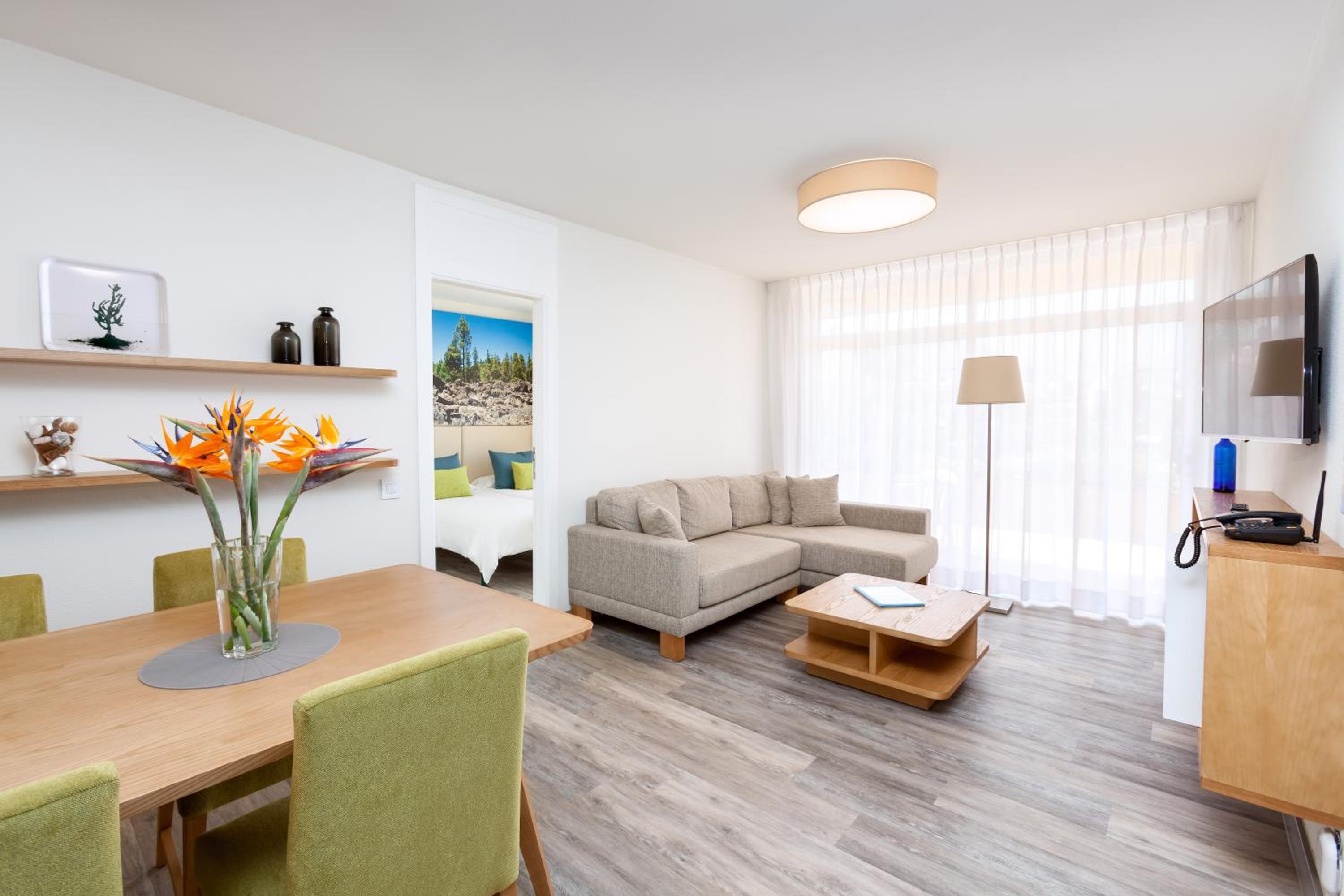 Tigaiga Suites 20/36